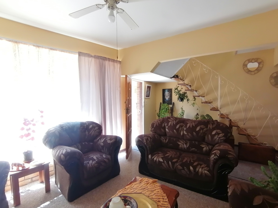 2 Bedroom Property for Sale in Wilkoppies North West
